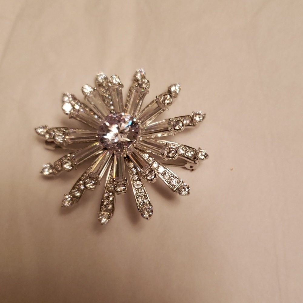 Brooch